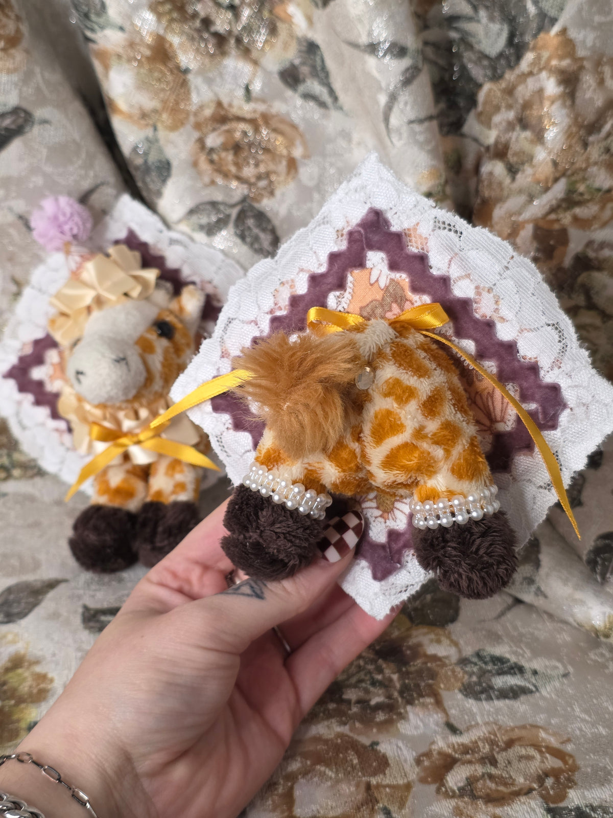 Clown Giraffe Duo Minis