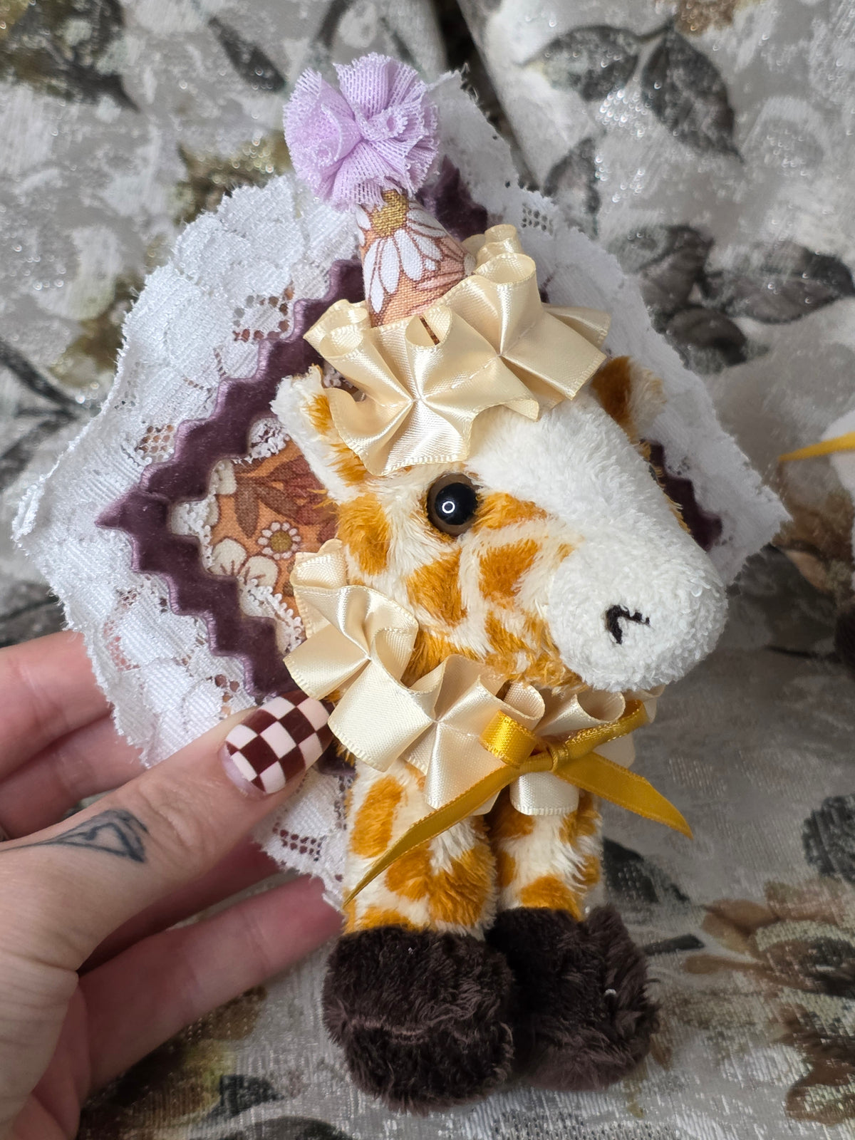 Clown Giraffe Duo Minis